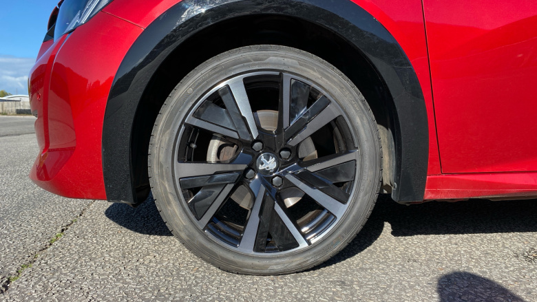 Peugeot 208 1.2 PureTech 100 GT 5dr Petrol Hatchback